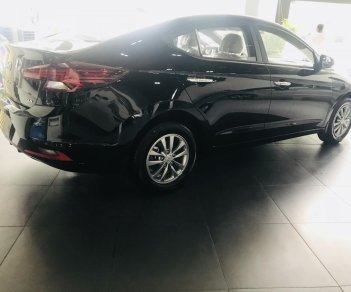 Hyundai Elantra 2019 - "Sốc" Hyundai Elantra 2019 khuyến mãi phụ kiện + giao xe ngay, hotline 0974 064 605