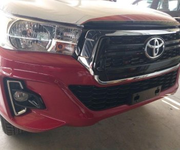 Toyota Hilux   2019 - Cần bán Toyota Hilux năm 2019, màu đỏ, nhập khẩu