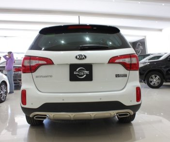 Kia Sorento 2.4 AT 2019 - Bán xe Kia Sorento 2.4 AT 2019, màu trắng, trả trước chỉ từ 267tr, hotline: 0985.190491 Ngọc