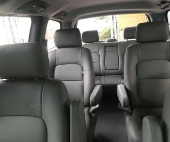 Kia Carnival 2007 - Bán ô tô Kia Carnival đời 2007, màu bạc, nhập khẩu nguyên chiếc, giá cạnh tranh