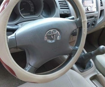 Toyota Hilux 2010 - Cần bán gấp Toyota Hilux đời 2010, màu bạc, xe nhập