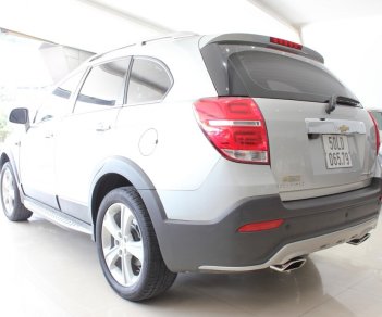 Chevrolet Captiva 2.4 AT 2015 - Cần bán Chevrolet Captiva 2.4 AT 2015, trả trước chỉ từ 163tr. Hotline: 0985.190491 Ngọc