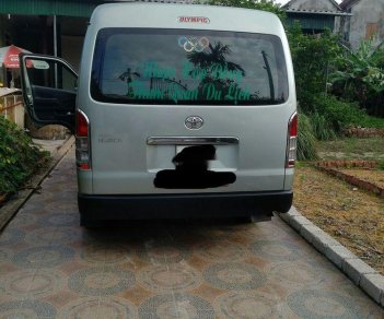 Toyota Hiace 2010 - Cần bán Toyota Hiace năm sản xuất 2010, màu bạc, giá 360tr