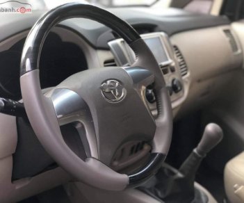 Toyota Innova 2015 - Bán Toyota Innova 2015, màu vàng, chính chủ 