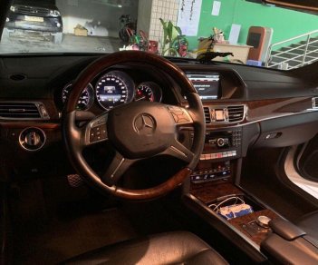 Mercedes-Benz E class  E400  2013 - Bán Mercedes E400 đời 2013, màu trắng