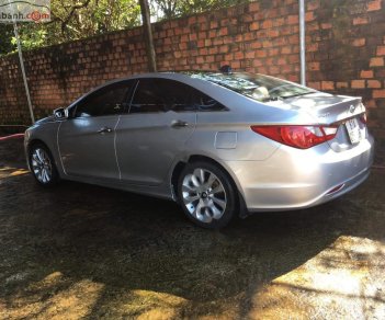 Hyundai Sonata 2011 - Bán Hyundai Sonata 2011, màu bạc, nhập khẩu, xe gia đình