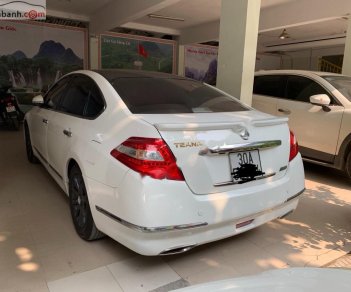 Nissan Teana 2010 - Bán Nissan Teana năm sản xuất 2010, màu trắng, nhập khẩu 