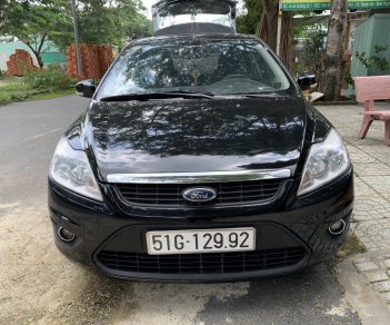 Ford Focus 2010 - Bán Ford Focus Hatchback đời 2010 số tự động, màu đen, 297 triệu