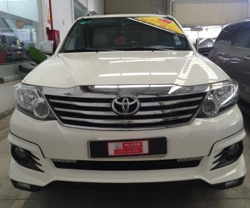 Toyota Fortuner TRD 2.7V (4x2) 2016 - Bán Fortuner TRD 2.7V (4x2) năm 2016, màu trắng, đồ chơi sập nhà