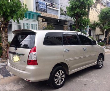 Toyota Innova 2.0 E 2012 - Cần bán gấp Toyota Innova 2012, xe gia đình sử dụng còn zin