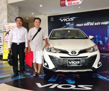 Toyota Vios 2019 - Cần bán Toyota Vios đời 2019, màu trắng, 555tr