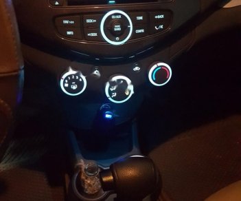 Chevrolet Spark LTZ 1.0 AT Zest 2015 - Bán ô tô Chevrolet Spark LTZ 1.0 AT Zest năm 2015, màu xanh lam chính chủ