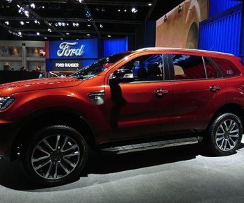 Ford Everest   2019 - Cần bán Ford Everest sản xuất năm 2019, màu đỏ, xe nhập
