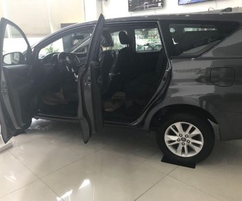 Toyota Innova   2019 - Bán Toyota Innova 2019, giá chỉ 731 triệu