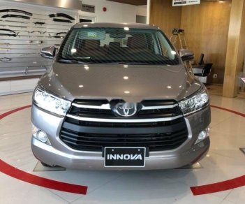 Toyota Innova 2019 - Cần bán xe Toyota Innova 2.0E đời 2019 giá tốt