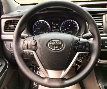 Toyota Highlander   LE 2019 - Bán xe Toyota Highlander LE 2019, màu đen, màu đỏ nhập khẩu Mỹ, LH em Hương: 0945392468