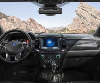 Ford Everest 2019 - Bán Ford Everest 4x2MT sản xuất 2019, màu đen, xe nhập 