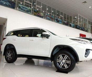 Toyota Fortuner   2019 - Cần bán Toyota Fortuner 2019, màu trắng, 979 triệu