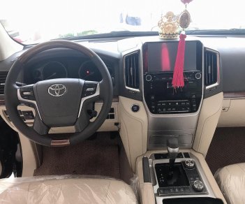 Toyota Land Cruiser 4.6 2016 - Bán Toyota Land Cruise 4.6,sản xuất và đăng ký 2016, hóa đơn VAT cao, xe đẹp, giá tốt