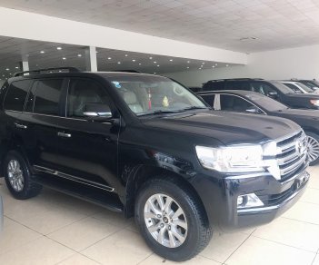 Toyota Land Cruiser 4.6 2016 - Bán Toyota Land Cruise 4.6,sản xuất và đăng ký 2016, hóa đơn VAT cao, xe đẹp, giá tốt