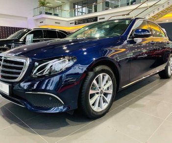 Mercedes-Benz E class 2019 - Cần bán xe Mercedes E200 đời 2019