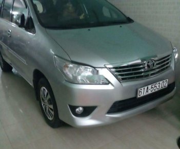 Toyota Innova 2012 - Cần bán gấp Toyota Innova đời 2012, màu bạc, 430tr