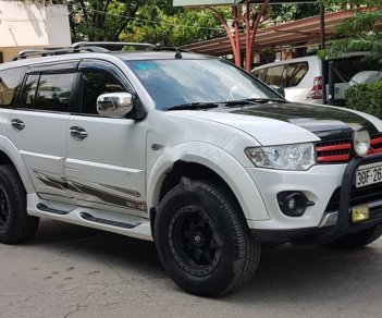 Mitsubishi Pajero Sport G 4x4 2014 - Cần bán xe Mitsubishi Pajero Sport G 4x4 sản xuất 2014, màu trắng chính chủ