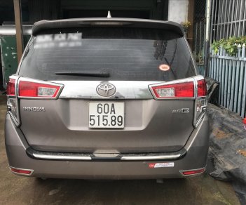 Toyota Innova 2.0E MT 2018 - Bán ô tô Toyota Innova 2.0E MT 2018, màu xám (ghi), 700 triệu