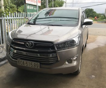 Toyota Innova E 2.0MT 2018 - Bán ô tô Toyota Innova E 2.0MT sản xuất 2018, màu xám (ghi), giá 705tr