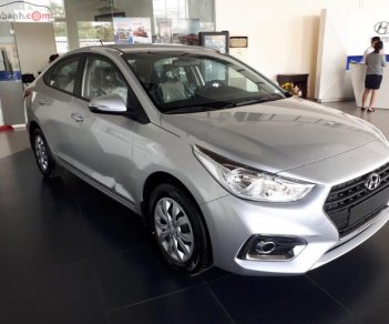 Hyundai Accent 1.4 MT Base 2019 - Cần bán xe Hyundai Accent 1.4 MT Base 2019, màu bạc