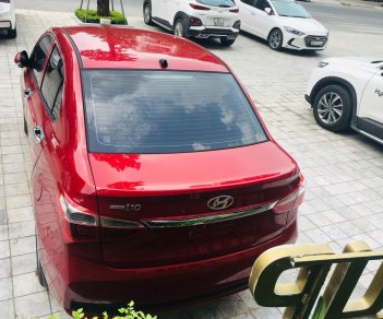 Hyundai Grand i10 1.2 AT   2019 - Bán Hyundai 1.2 AT sedan 2019, màu đỏ sẵn xe giao ngay, hỗ trợ trả góp lên đến 80%, chỉ 100tr nhận xe