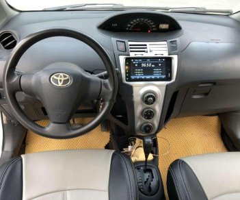 Toyota Yaris 2007 - Cần bán lại xe Toyota Yaris năm 2007, màu trắng chính chủ, giá 286tr