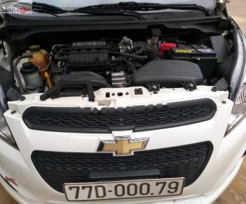 Chevrolet Spark 2016 - Cần bán xe Chevrolet Spark đời 2016, màu trắng số sàn