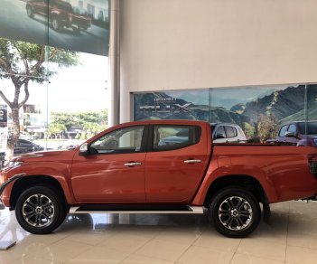 Mitsubishi Triton 2019 - Bán Mitsubishi Outlander 2019, giá chỉ 730tr, hỗ trợ trả góp 80% giá trị xe, chương trình khuyến mãi ưu đãi