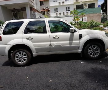 Ford Escape 2011 - Cần bán gấp Ford Escape đời 2011, màu trắng xe gia đình