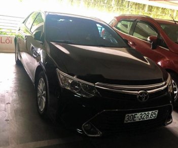 Toyota Camry 2016 - Bán Toyota Camry đời 2016, màu đen