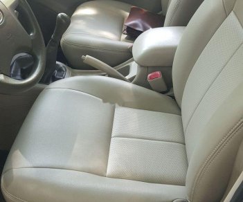 Toyota Innova   E 2014 - Bán Toyota Innova E đời 2014, màu bạc, biển số Hà Nội