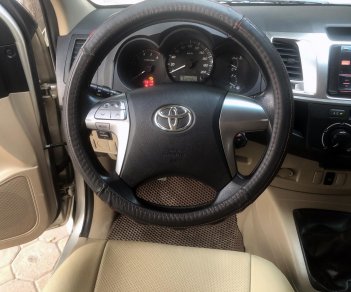 Toyota Hilux 2014 - Bán xe Toyota Hilux 2.5 E sản xuất 2014, xe nhập khẩu