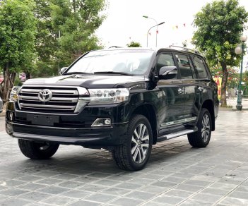 Toyota Land Cruiser 2018 - Cần bán Toyota Land Cruiser VXR 4.6 SX 2018, màu đen, nhập khẩu Trung Đông mới 100%