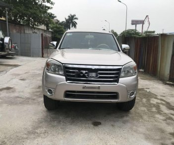 Ford Everest 2010 - Bán Ford Everest SX 2010, màu hồng phấn, số sàn máy dầu