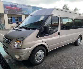 Ford Transit 2017 - Cần bán xe Transit 2017, số sàn, màu vàng cát