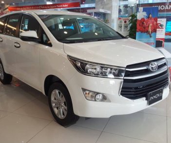 Toyota Innova 2.0E MT 2019 - Bán xe Toyota Innova 2.0E MT 2019 giảm giá đến 60tr+ quà tặng phụ kiện Full, hỗ trợ trả góp 80% giá xe