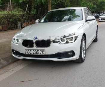 BMW 3 Series 320i 2016 - Chính chủ bán BMW 3 Series 320i đời 2016, màu trắng, nhập khẩu  