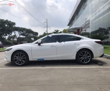 Mazda 6 2.0L Premium 2018 - Bán Mazda 6 2.0L Premium 2018, màu trắng, giá chỉ 859 triệu