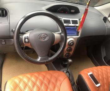 Toyota Yaris 1.3 AT 2010 - Bán Toyota Yaris 1.3 AT sản xuất năm 2010, màu xám (ghi), nhập khẩu nguyên chiếc, giá 365tr