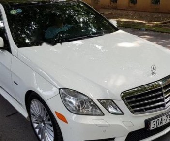 Mercedes-Benz E class E300 AMG 2012 - Bán Mercedes E300 AMG sản xuất 2012, màu trắng