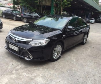 Toyota Camry 2.0E 2017 - Chính chủ bán xe Toyota Camry 2.0E đời 2017, màu đen