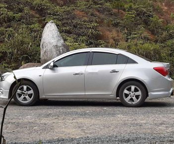 Chevrolet Cruze   2012 - Bán ô tô Chevrolet Cruze sản xuất 2012, màu bạc