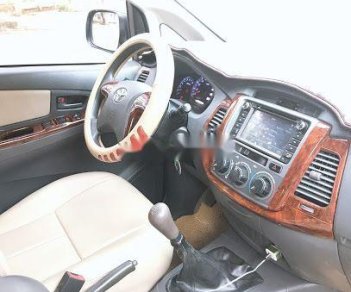 Toyota Innova 2012 - Bán Toyota Innova MT sản xuất 2012, số sàn