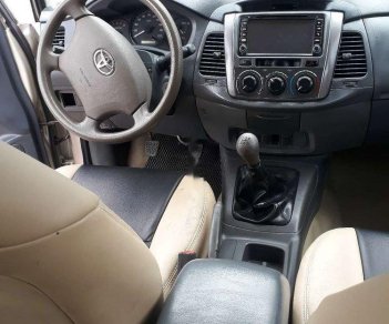 Toyota Innova 2012 - Cần bán gấp Toyota Innova năm 2012 chính chủ, giá 349tr